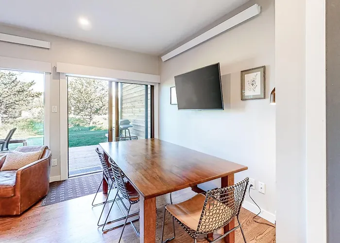 Glacier E Apartment *