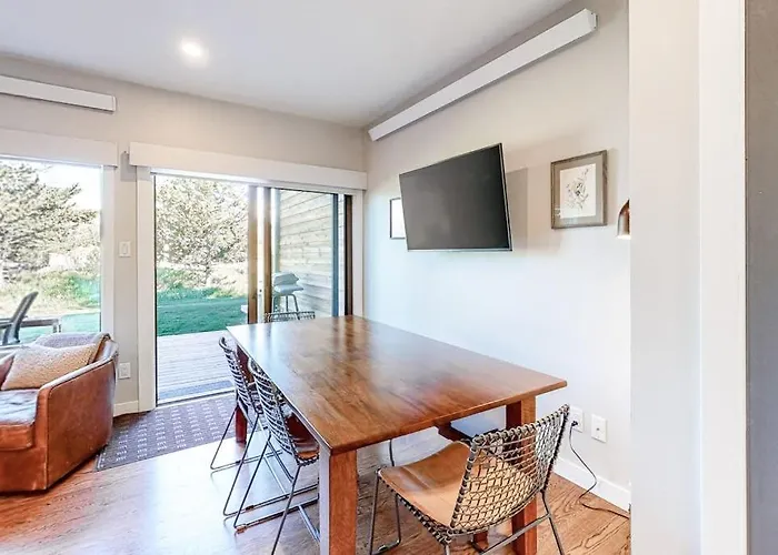Glacier E Apartment *